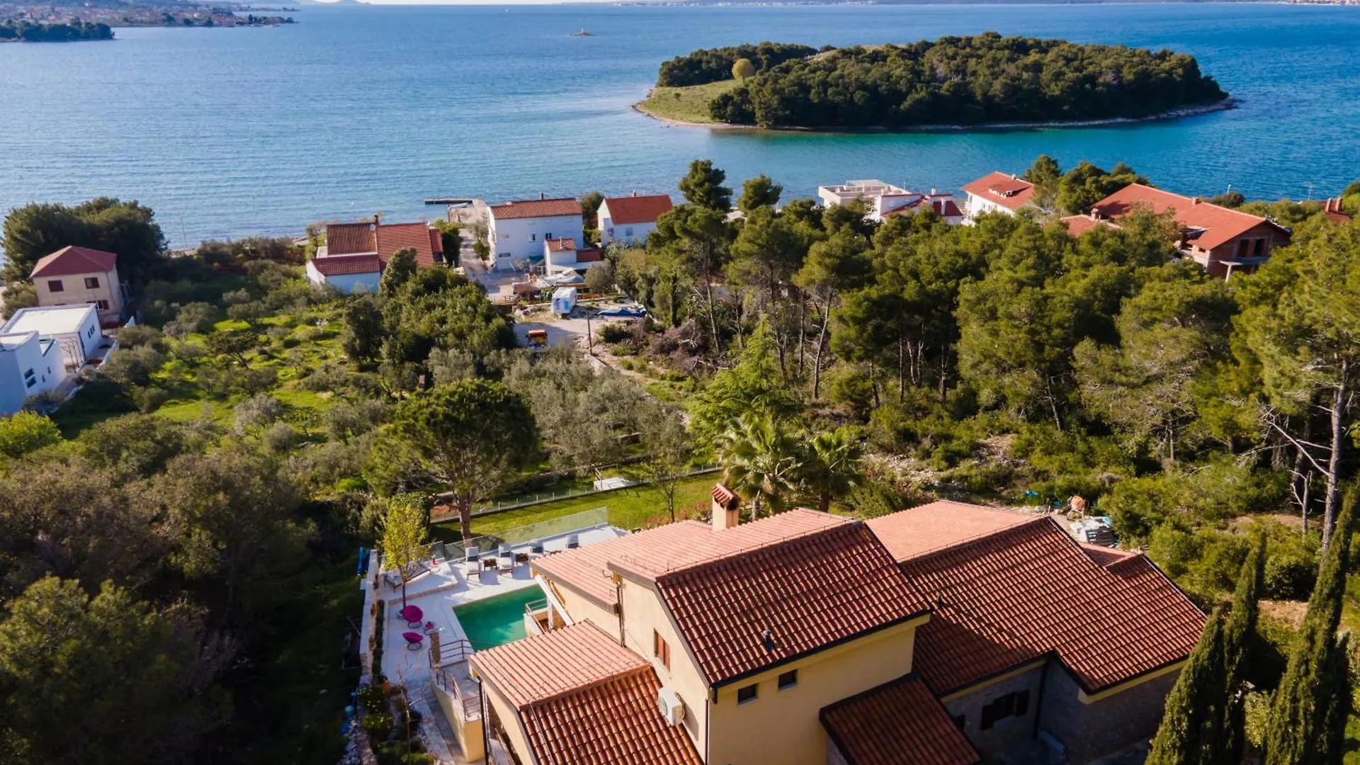 Villa Barotul Pašman